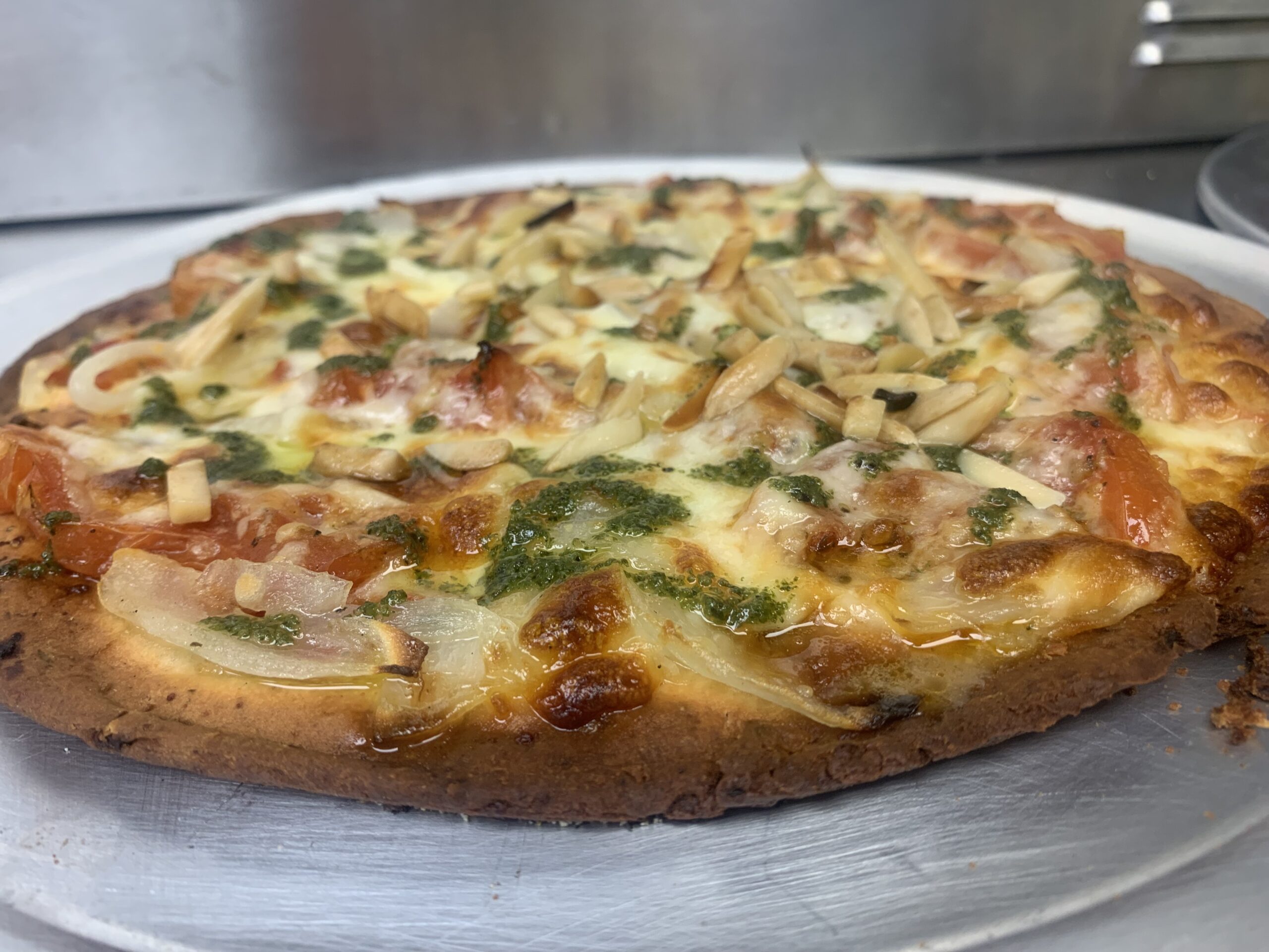 Charlie's On Main Pizza | Just another smartonlineorder.com site